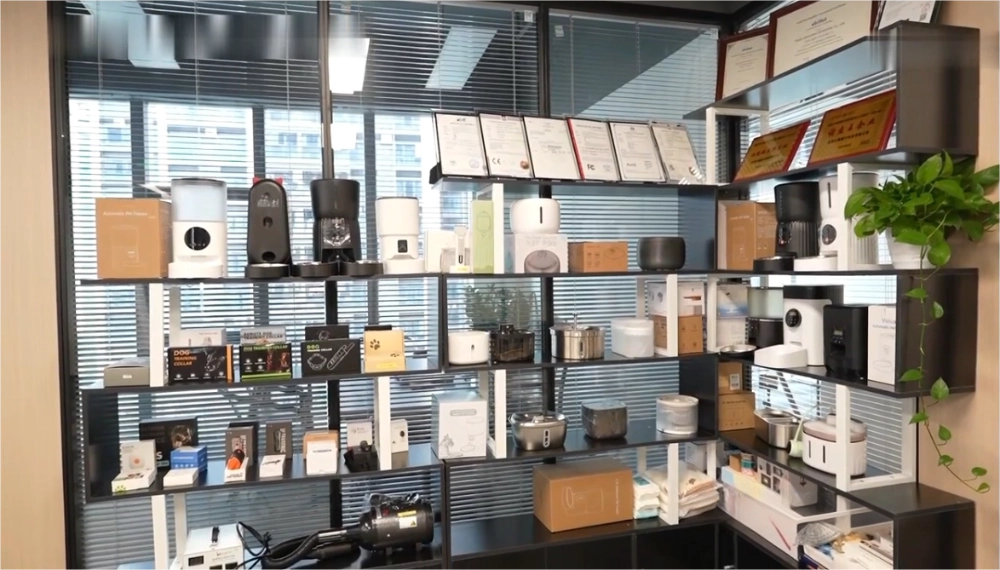 Pet products of Pawty Global